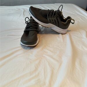 Nike Olive/White Men's Sneaker - Low Profile Athletic Shoe